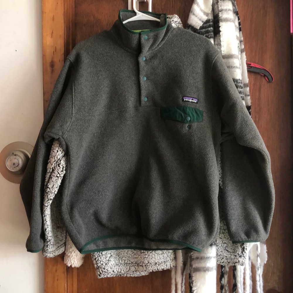 Patagonia snap pullover